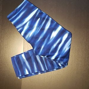 Athleta Capri Leggings (XS)